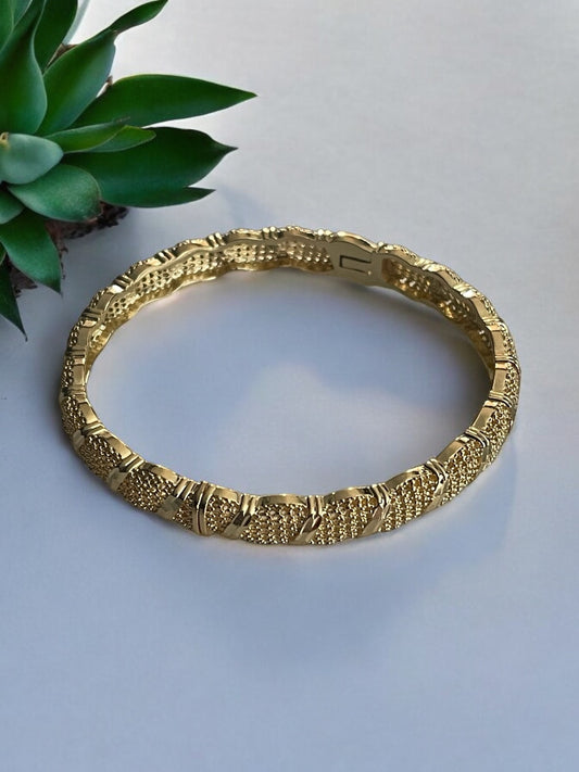 Mesh Style Bangle