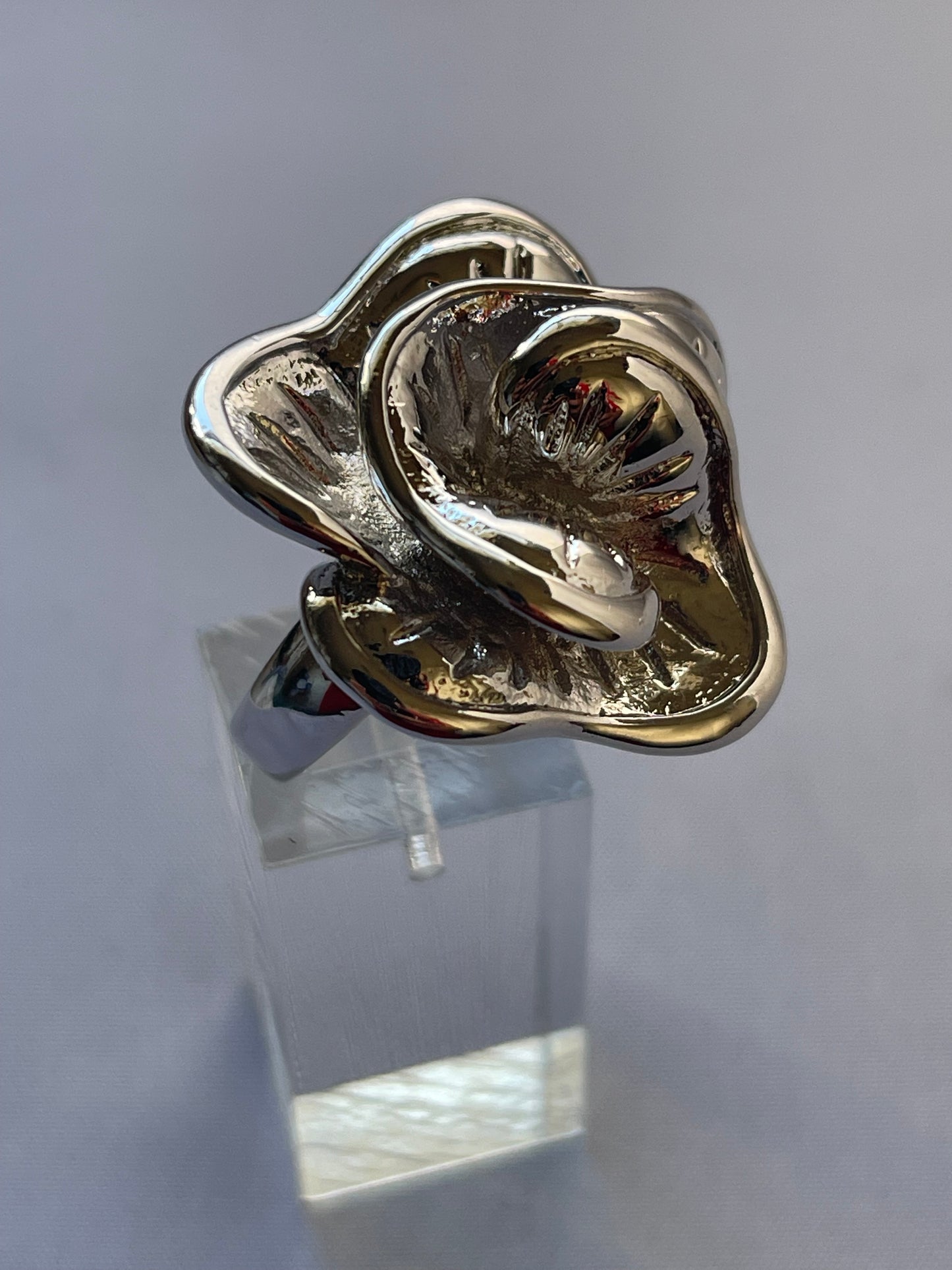 Rhodium Electroplated Flower Ring