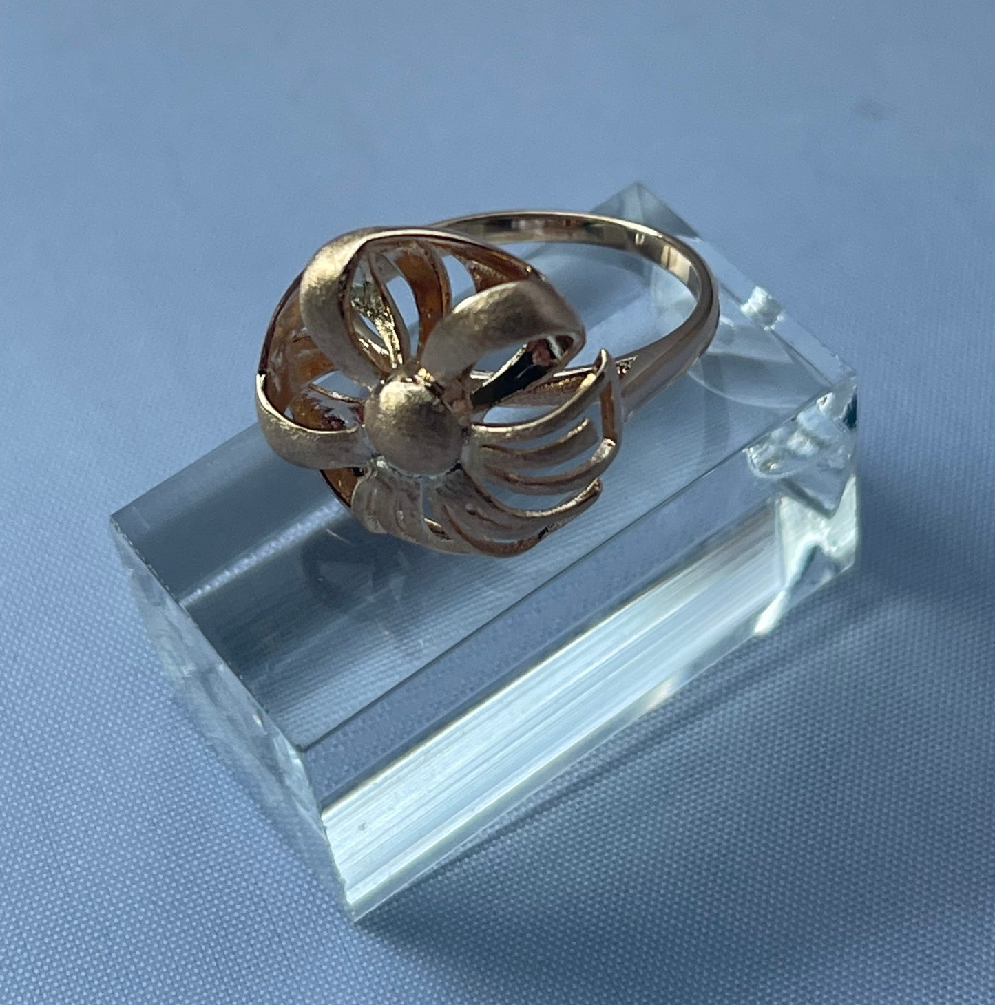 18K Gold Electroplated Pinwheel Ring