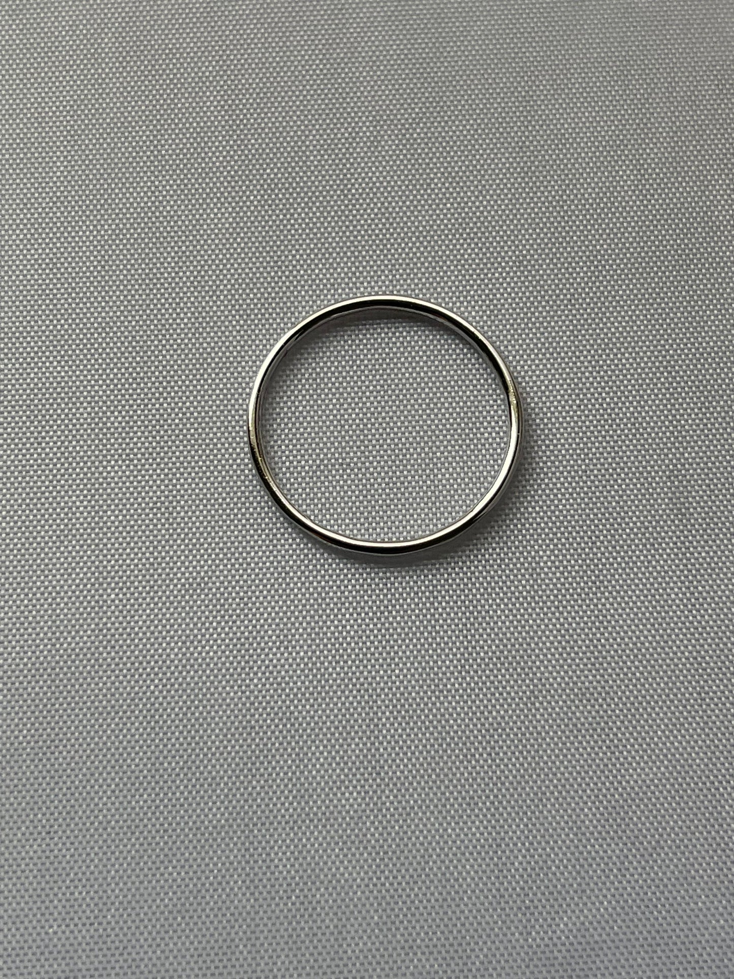 Rhodium Electroplated Band