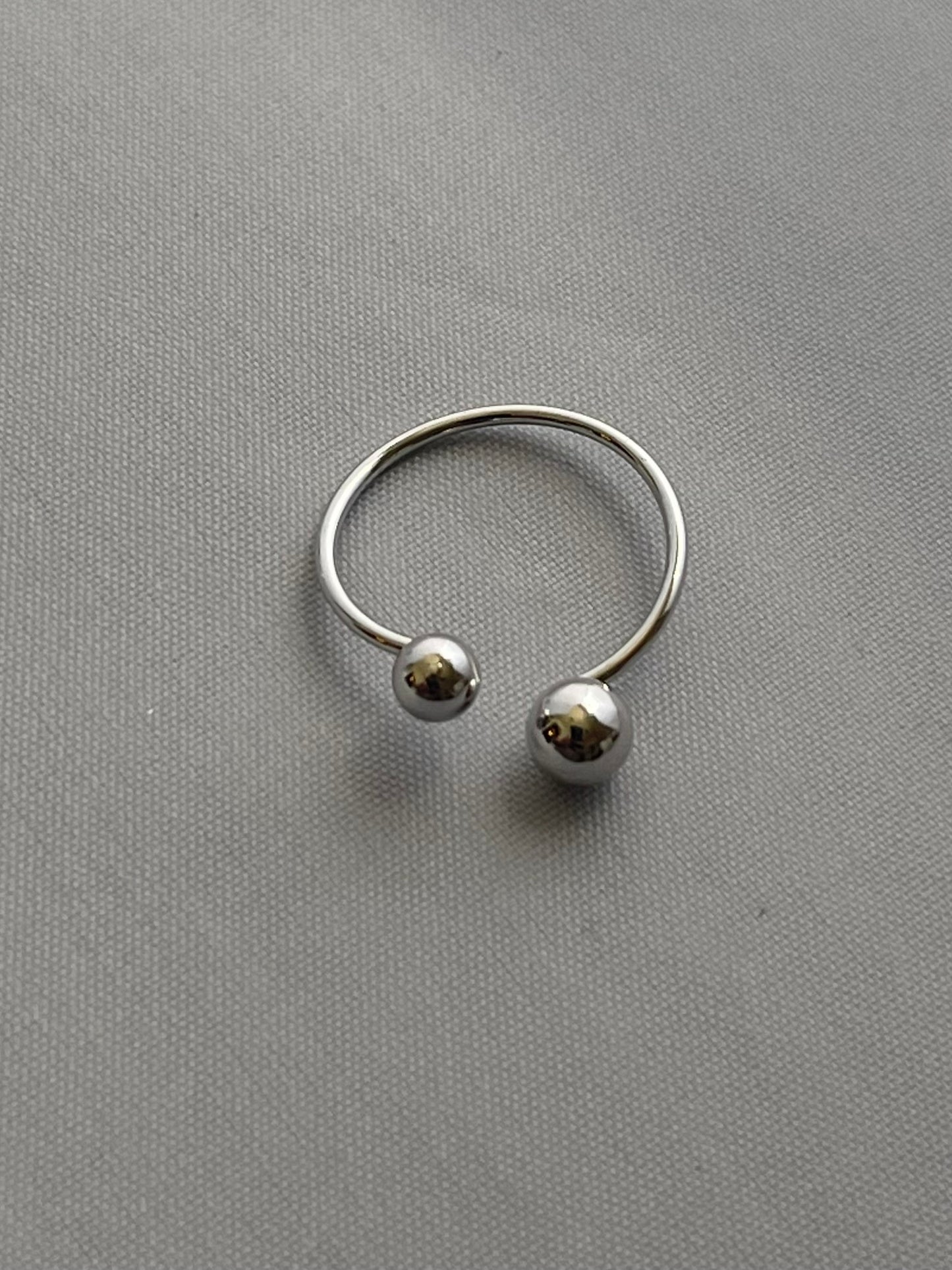 Rhodium Electroplated Ring