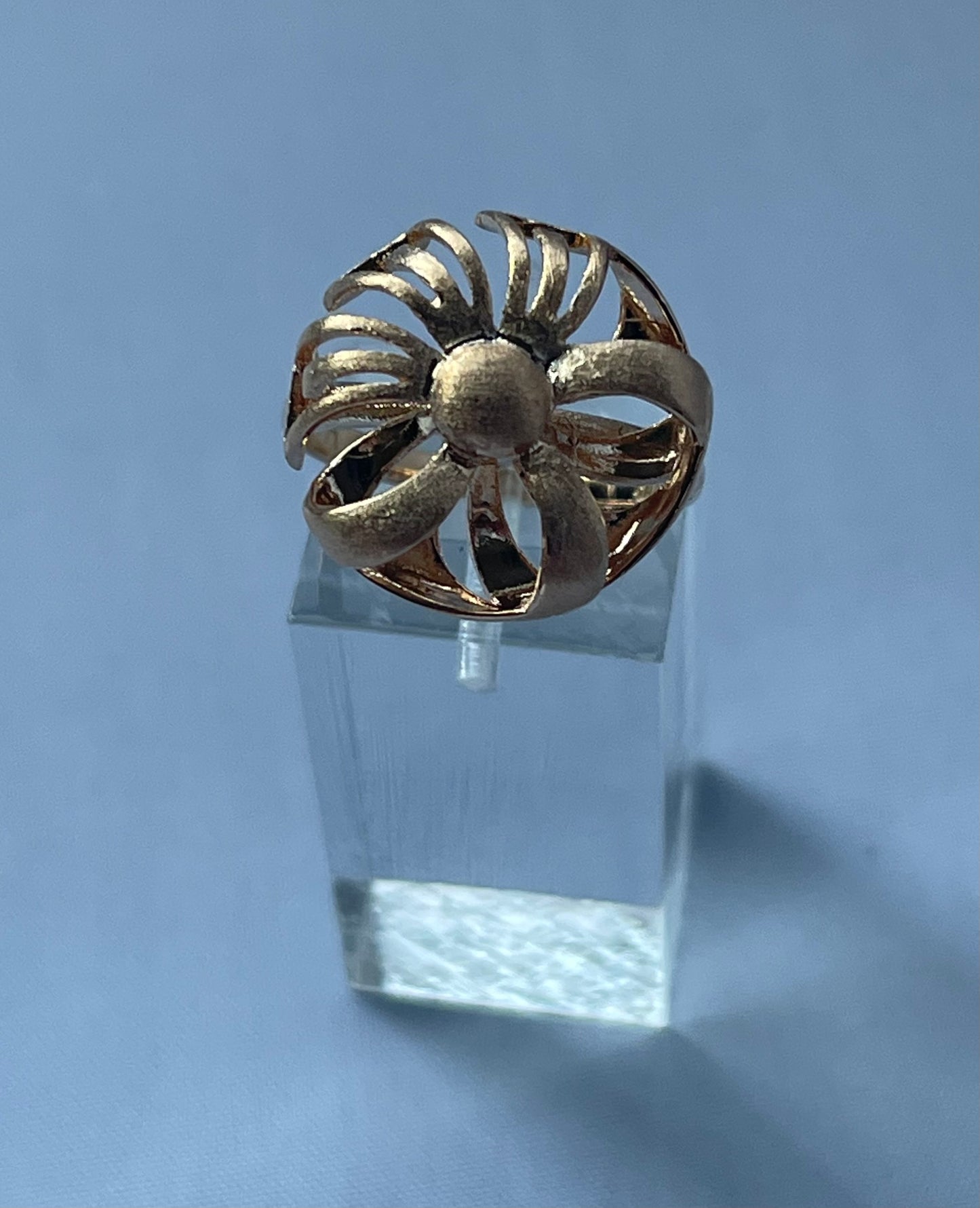 18K Gold Electroplated Pinwheel Ring