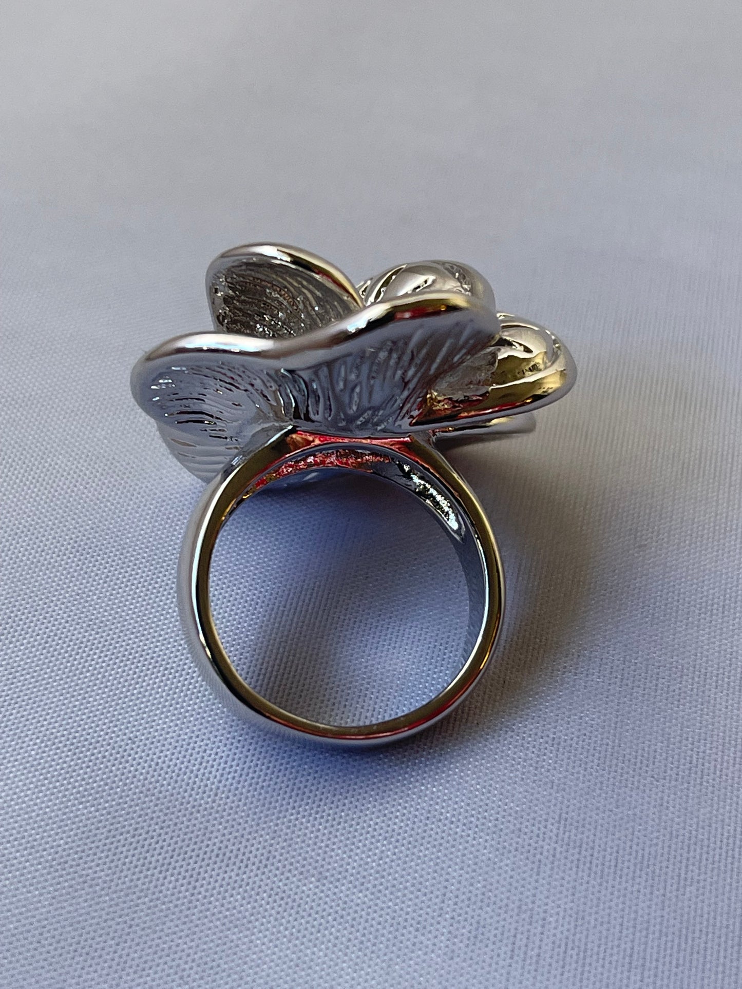 Rhodium Electroplated Flower Ring