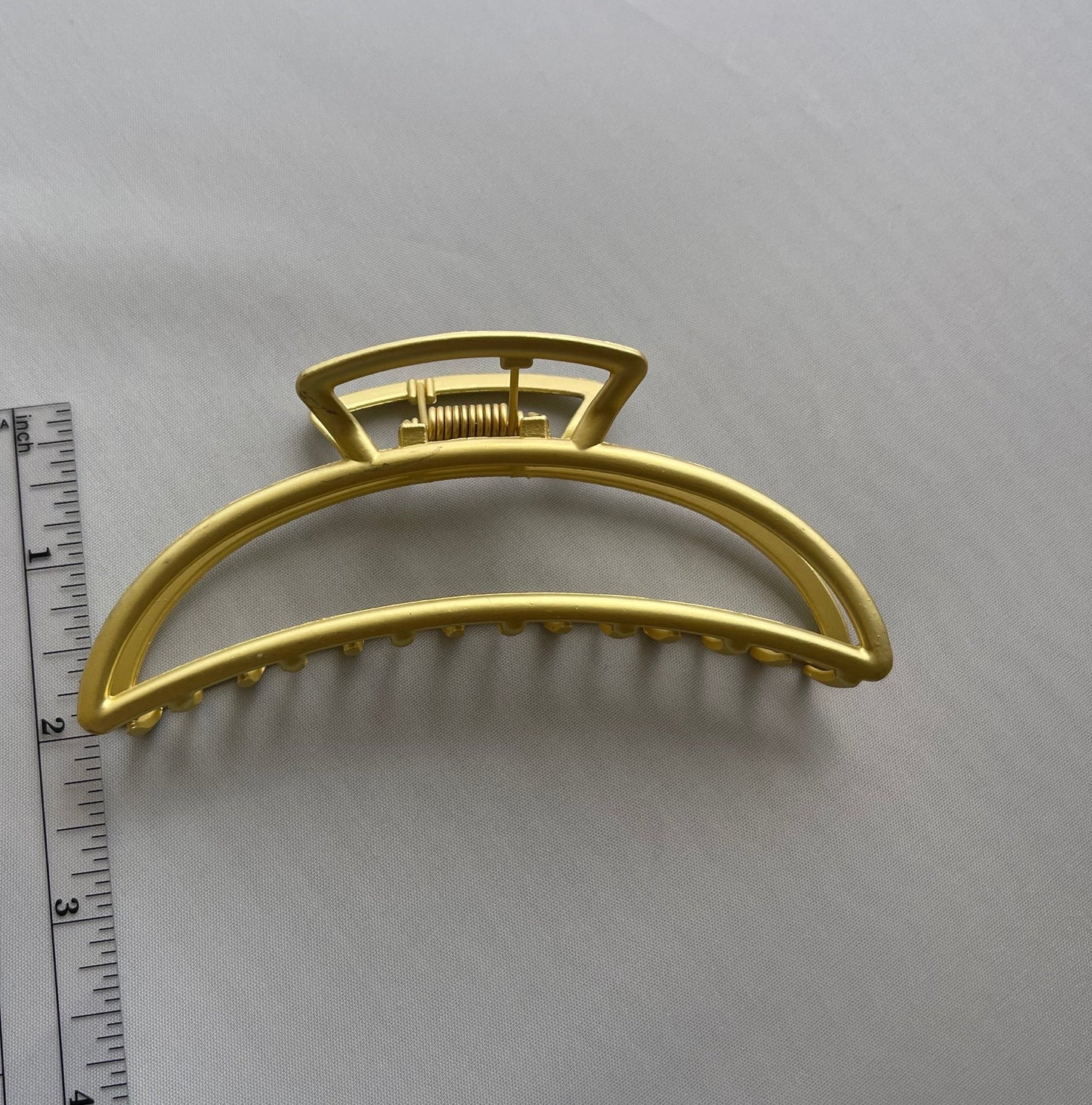 Vintage Gold Metal Hair Clip