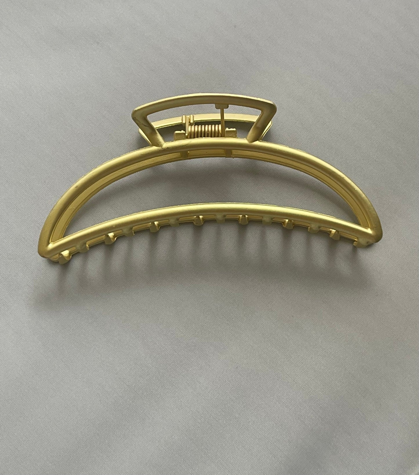 Vintage Gold Metal Hair Clip